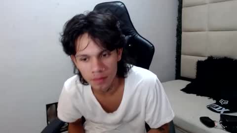 andy_dan1 online show from 12/31/24, 03:55