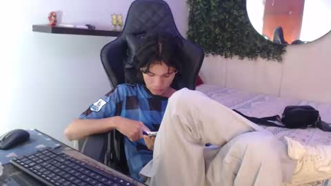 andy_dan1 online show from 01/09/25, 11:45