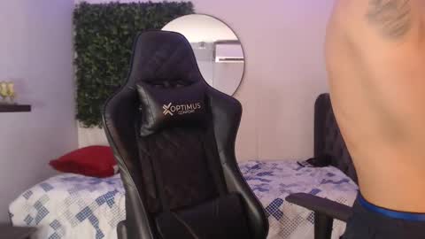 andy_dan1 online show from 02/05/25, 02:59