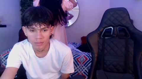 andy_dan1 online show from 02/21/25, 04:51