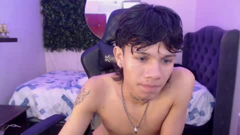 andy_dan1 online show from 03/11/25, 01:56