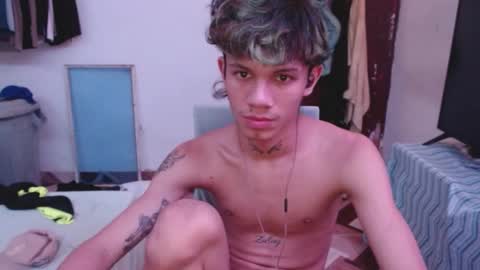 andy_dan1 online show from 05/15/26, 07:37