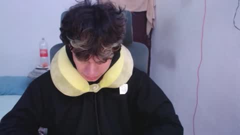 andy_dan1 online show from 06/09/26, 08:37