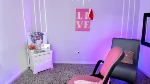 Andrea online show from 12/26/24, 02:37