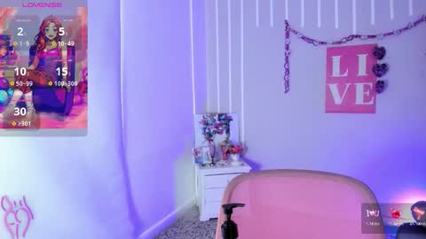 Snapshot of andy_gamboa chatting on 09/22/25, 12:51 Andrea online show from 09/22/25, 12:51