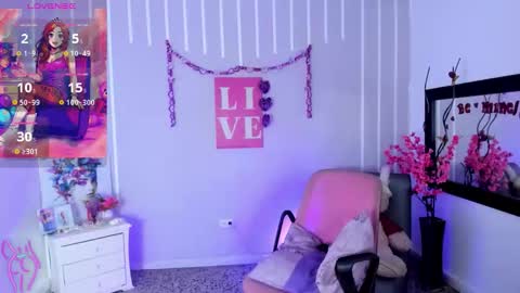 Snapshot of andy_gamboa chatting on 09/25/25, 01:26 Andrea online show from 09/25/25, 01:26