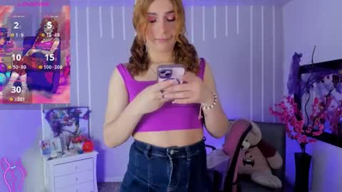 Snapshot of andy_gamboa chatting on 10/22/25, 01:00 Andrea online show from 10/22/25, 01:00