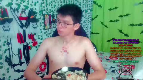 Snapshot of andy_gray01 chatting on 11/12/25, 01:44 Andy Gray online show from 11/12/25, 01:44