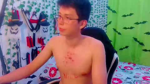 Snapshot of andy_gray01 chatting on 11/14/25, 02:43 Andy Gray online show from 11/14/25, 02:43