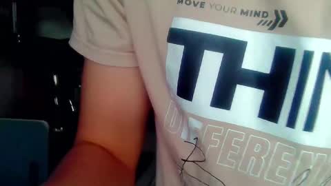 Snapshot of andy_gray01 chatting on 11/26/25, 10:49 Andy Gray online show from 11/26/25, 10:49