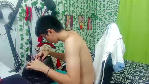 Snapshot of andy_gray01 chatting on 11/30/25, 06:12 Andy Gray online show from 11/30/25, 06:12