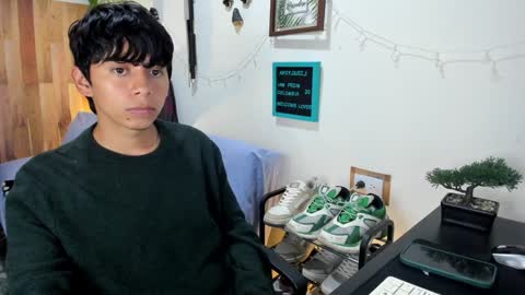 Snapshot of andy_guez_11 chatting on 02/04/25, 12:55 andy_guez_11 online show from 02/04/25, 12:55