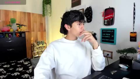 Snapshot of andy_guez_11 chatting on 02/10/25, 01:22 andy_guez_11 online show from 02/10/25, 01:22