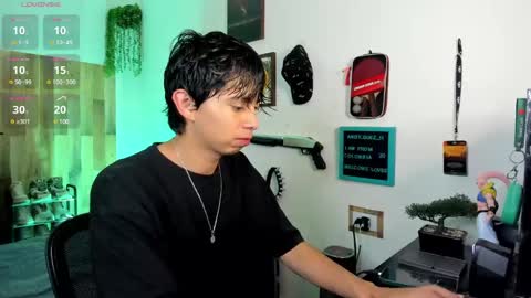 Snapshot of andy_guez_11 chatting on 02/17/25, 10:07 andy_guez_11 online show from 02/17/25, 10:07
