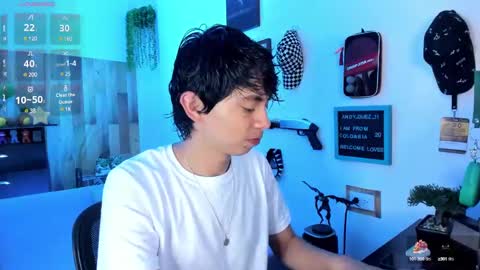 Snapshot of andy_guez_11 chatting on 03/10/25, 11:10 andy_guez_11 online show from 03/10/25, 11:10