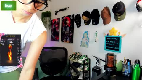 Snapshot of andy_guez_11 chatting on 09/22/25, 10:06 andy_guez_11 online show from 09/22/25, 10:06