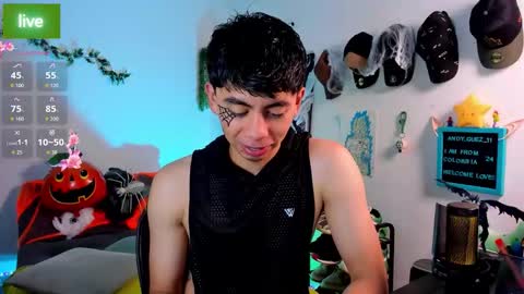 andy_guez_11 online show from 10/17/25, 10:07