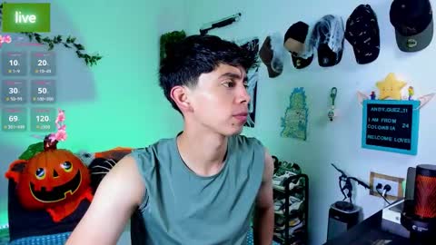 andy_guez_11 online show from 10/23/25, 10:03