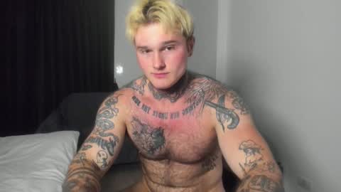 Snapshot of andy_hunk chatting on 01/11/25, 12:44 Andrew online show from 01/11/25, 12:44