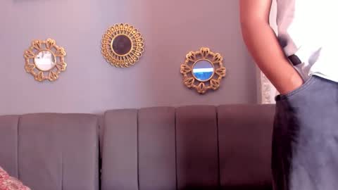 andy_jones7 online show from 10/26/25, 03:34