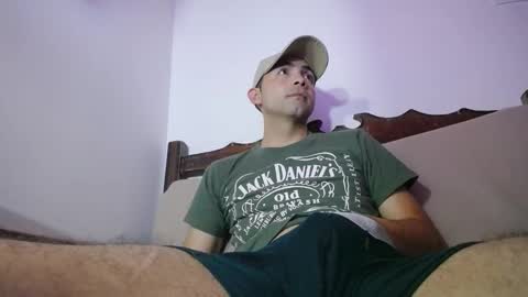 Snapshot of andy_magic_ chatting on 10/08/25, 01:36 andy_magic_ online show from 10/08/25, 01:36