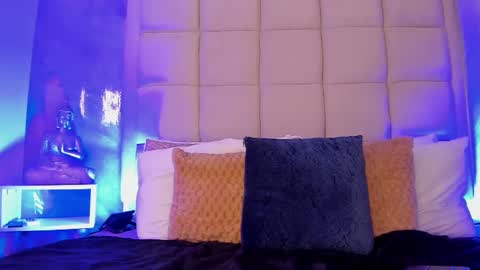 Snapshot of andy_miiller chatting on 09/21/25, 01:24  Andy  online show from 09/21/25, 01:24