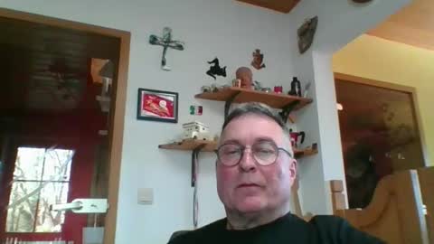Snapshot of andybayern chatting on 03/27/26, 01:55 andybayern online show from 03/27/26, 01:55