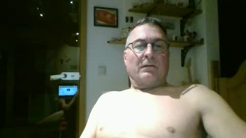 Snapshot of andybayern chatting on 04/29/26, 11:22 andybayern online show from 04/29/26, 11:22