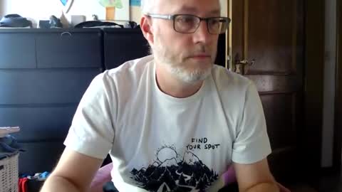 Andy online show from 09/18/25, 02:19