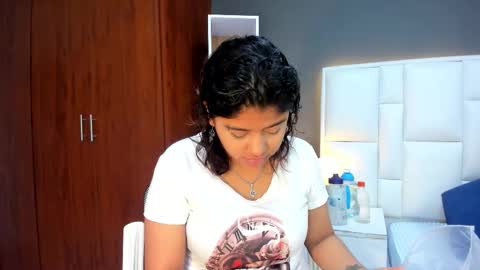 Snapshot of andyel2017 chatting on 03/02/26, 12:45 Andy D online show from 03/02/26, 12:45