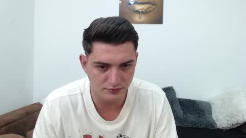 Snapshot of andyfame1 chatting on 12/25/24, 04:32 Andy Fame online show from 12/25/24, 04:32