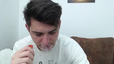 Snapshot of andyfame1 chatting on 01/17/25, 03:55 Andy Fame online show from 01/17/25, 03:55