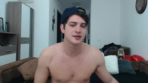Snapshot of andyfame1 chatting on 02/25/25, 04:53 Andy Fame online show from 02/25/25, 04:53