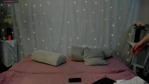 Snapshot of andyjey_ chatting on 11/07/25, 07:14 Mandy and Andy online show from 11/07/25, 07:14