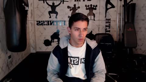 Snapshot of andyjoy_ chatting on 01/11/25, 11:34 Andy Joy online show from 01/11/25, 11:34