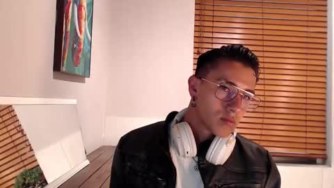 Snapshot of andyjoy_ chatting on 09/23/25, 11:35 Andy Joy  online show from 09/23/25, 11:35