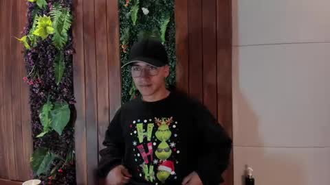 Andy Joy  online show from 12/04/25, 11:30