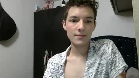 Snapshot of andytwi chatting on 04/13/26, 10:59 Andy online show from 04/13/26, 10:59