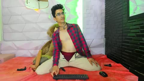 Andyu online show from 09/12/25, 09:48