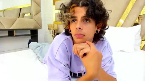 andyxibrat online show from 10/03/25, 08:06