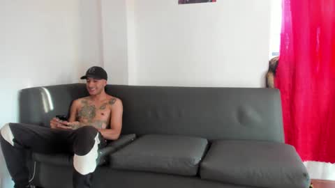 andyy_xxx online show from 09/12/25, 10:10
