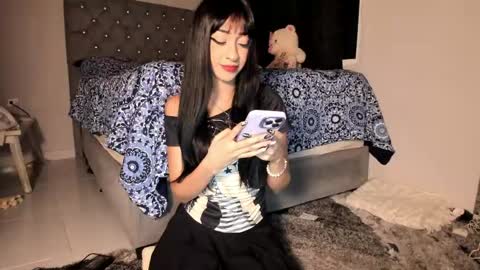          online show from 05/23/26, 03:45