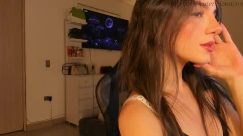      online show from 10/16/25, 05:52