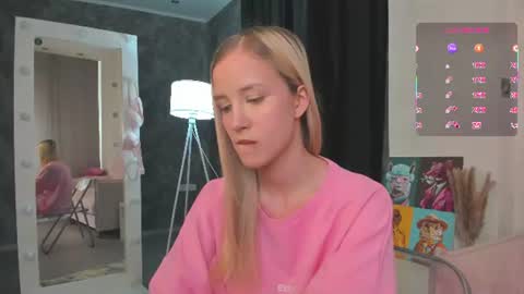 Anelly online show from 07/14/26, 10:21