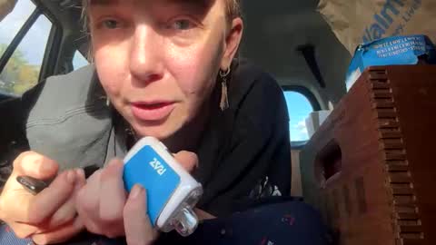 aneoakley online show from 10/24/25, 07:54