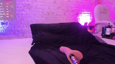 anette_cooper online show from 01/04/25, 06:41
