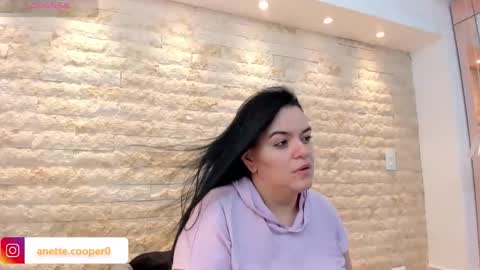 anette_cooper online show from 12/17/25, 03:23