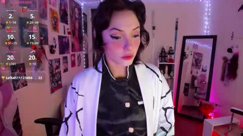 Snapshot of anette_sf chatting on 10/17/25, 12:47 Anette Scorpio online show from 10/17/25, 12:47