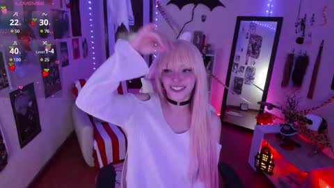 Snapshot of anette_sf chatting on 10/25/25, 09:42 Anette Scorpio online show from 10/25/25, 09:42