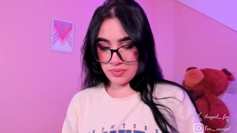 Snapshot of angeel_fox chatting on 01/07/26, 02:36 Angel online show from 01/07/26, 02:36